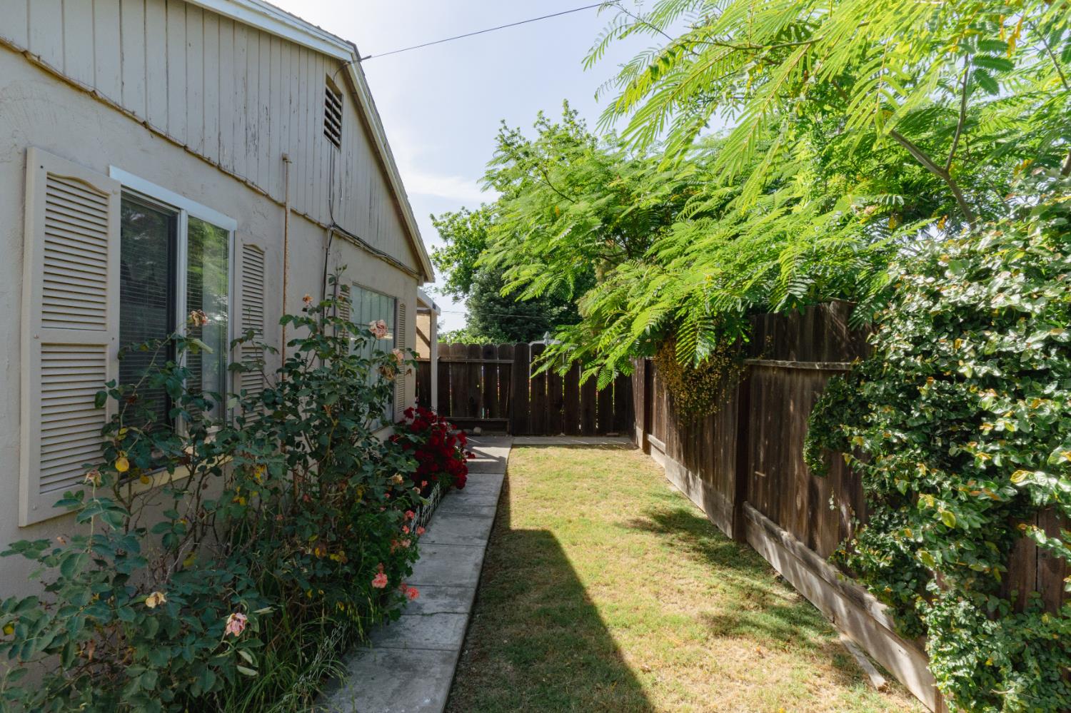 Detail Gallery Image 65 of 66 For 1070 E 23rd St, Merced,  CA 95340 - 3 Beds | 2 Baths