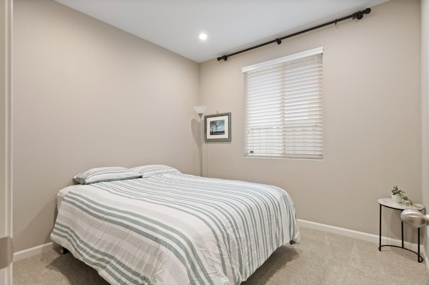 Detail Gallery Image 19 of 45 For 2616 Provincetown Way, Roseville,  CA 95747 - 4 Beds | 2 Baths
