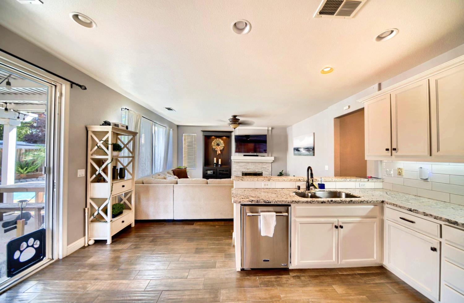 Detail Gallery Image 23 of 98 For 3227 Cathleen Ln, Tracy,  CA 95377 - 5 Beds | 3 Baths