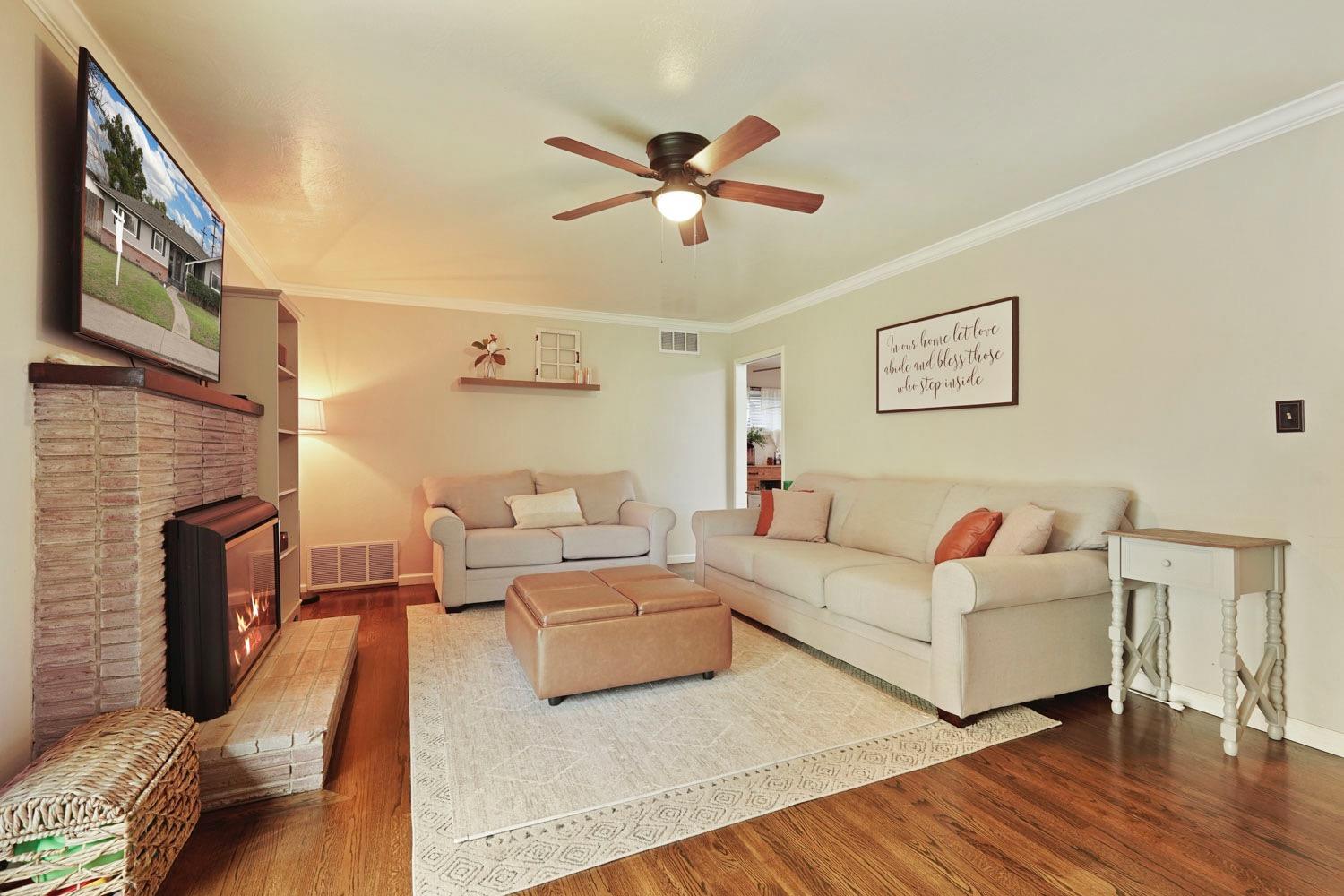 Detail Gallery Image 9 of 42 For 1118 Hawthorne Ave, Modesto,  CA 95350 - 3 Beds | 2 Baths