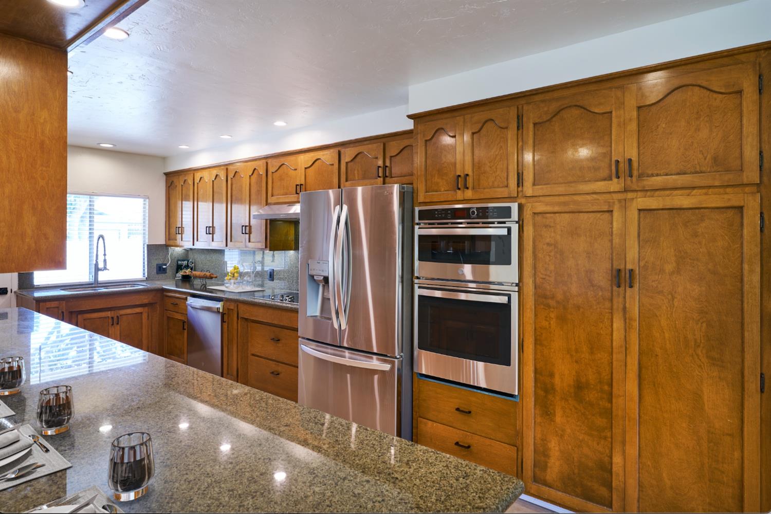 Detail Gallery Image 18 of 41 For 659 San Tomas Way, South Salinas,  CA 93901 - 3 Beds | 2 Baths