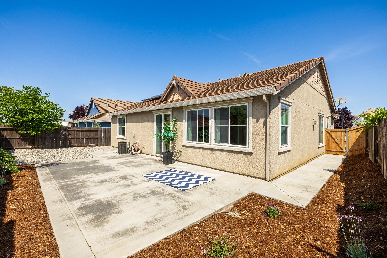 Detail Gallery Image 33 of 34 For 5425 Mossy Stone Way, Rancho Cordova,  CA 95742 - 3 Beds | 2 Baths