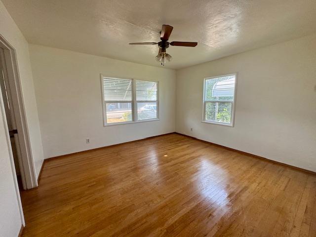 Detail Gallery Image 10 of 18 For 1158 Sunrise Ave, Modesto,  CA 95350 - 2 Beds | 2 Baths