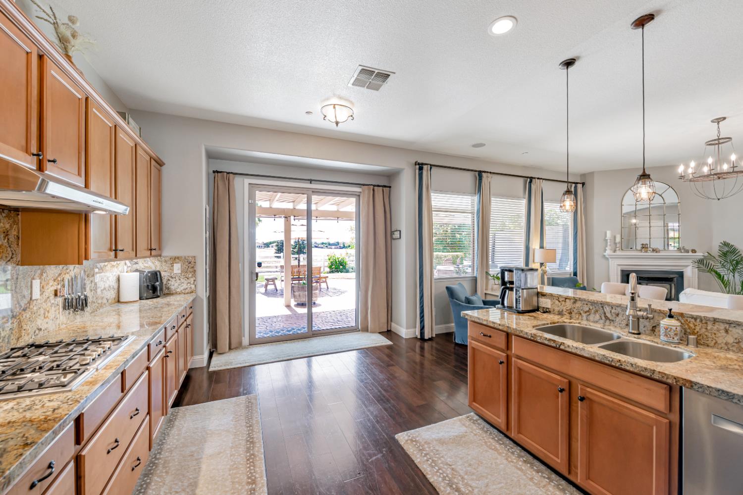Detail Gallery Image 18 of 65 For 12760 Riding Trail Dr, Wilton,  CA 95693 - 3 Beds | 2 Baths