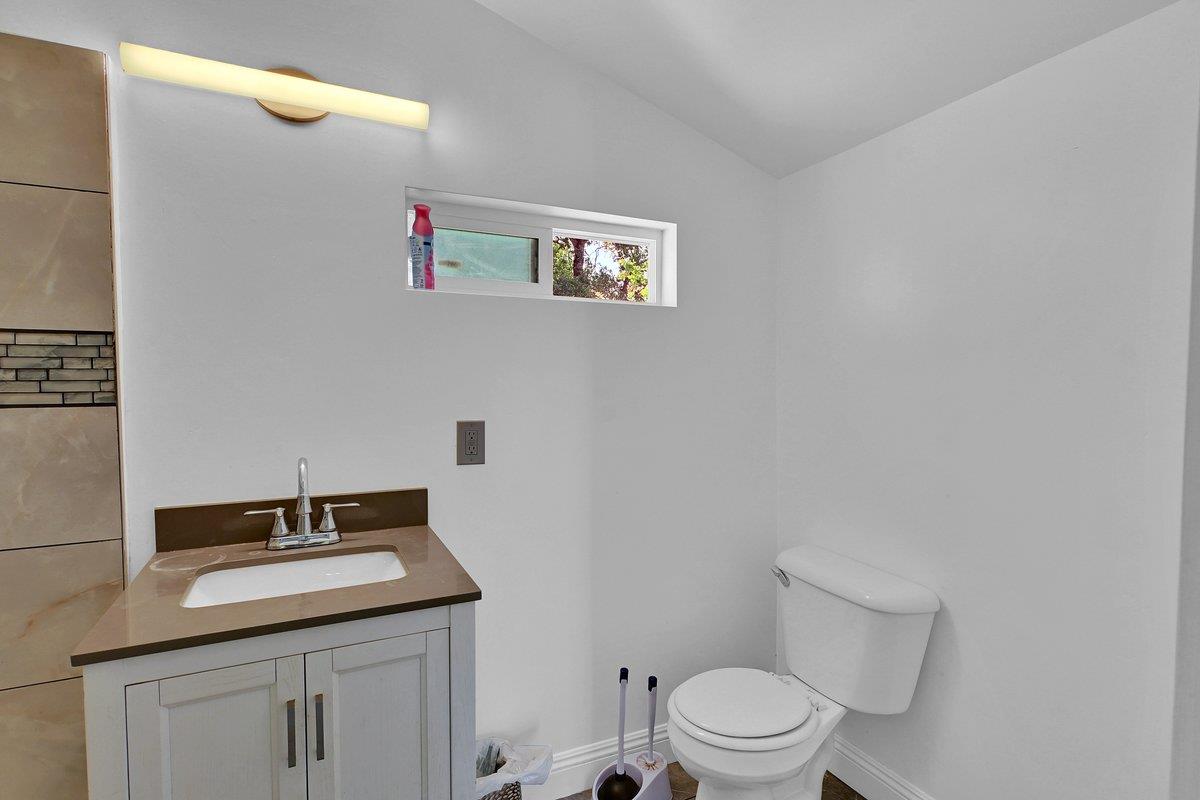 Detail Gallery Image 36 of 61 For 11 La Mirada Ave, Oroville,  CA 95966 - 3 Beds | 2 Baths