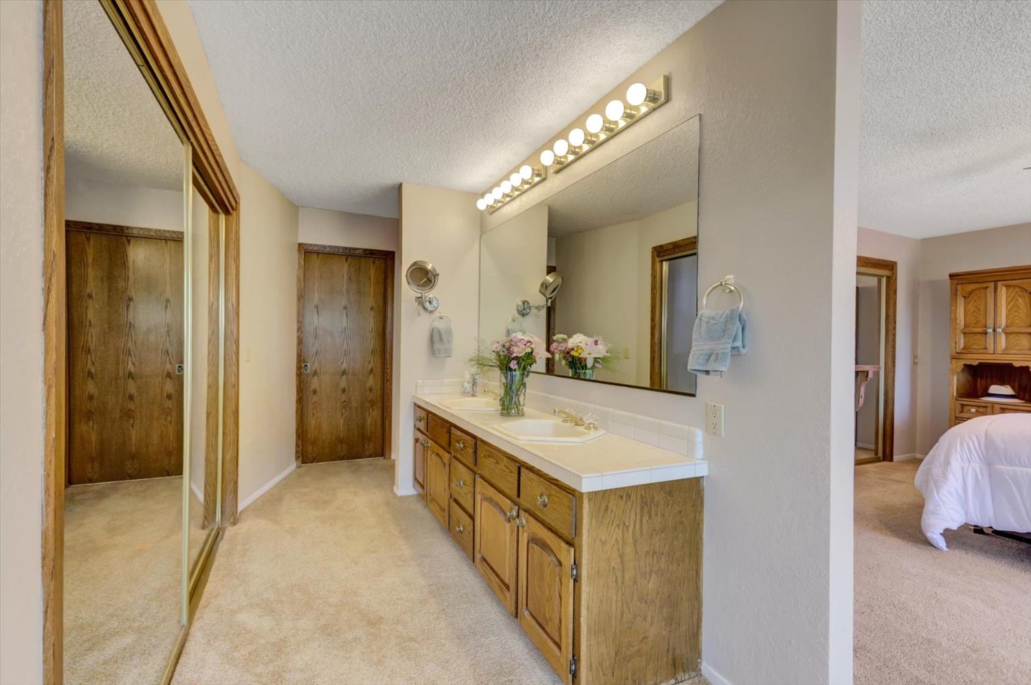 Detail Gallery Image 35 of 60 For 17789 Jayhawk Dr, Penn Valley,  CA 95946 - 3 Beds | 3 Baths