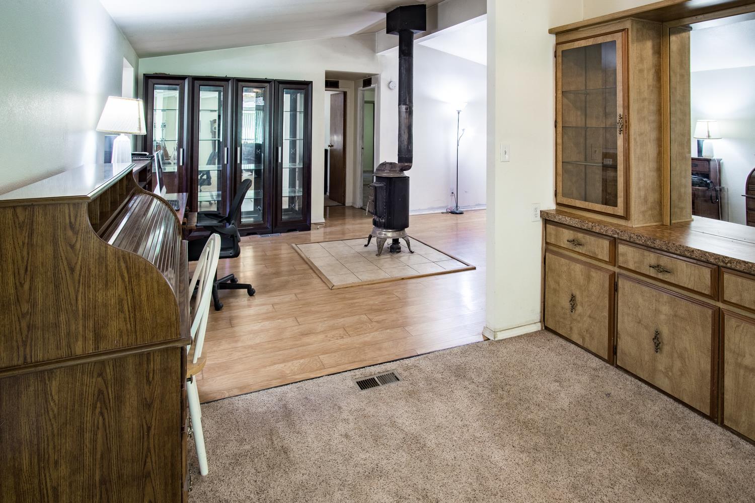 Detail Gallery Image 17 of 44 For 22133 Trotter, Grass Valley,  CA 95949 - 2 Beds | 2 Baths