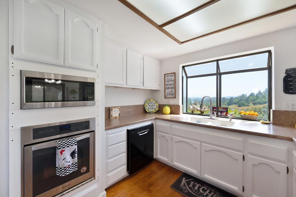 Detail Gallery Image 37 of 93 For 3561 Ahwahnee Way, Cool,  CA 95614 - 4 Beds | 3 Baths