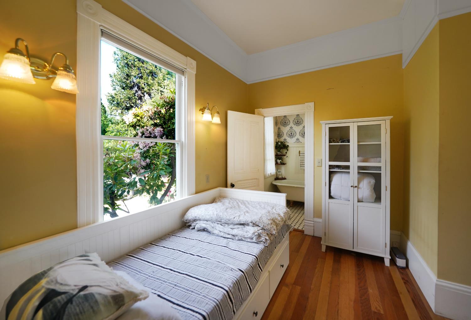 Detail Gallery Image 47 of 64 For 315 Pleasant St, Grass Valley,  CA 95945 - 3 Beds | 2/1 Baths