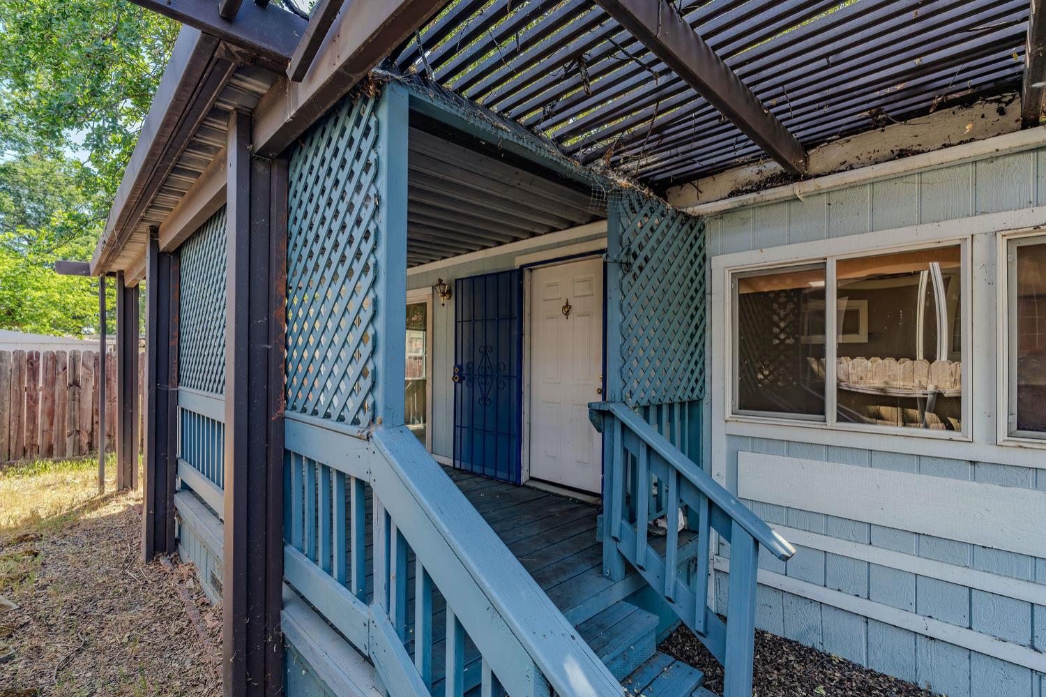 Detail Gallery Image 2 of 58 For 5928 Oak Dr, Ione,  CA 95640 - 3 Beds | 2 Baths