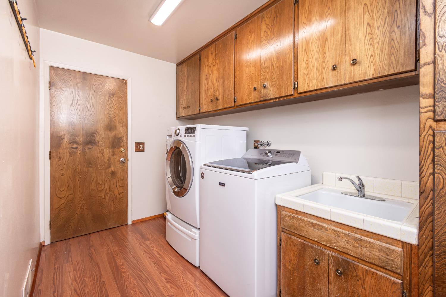 Detail Gallery Image 40 of 65 For 5612 Jolly Ct, Fair Oaks,  CA 95628 - 3 Beds | 2 Baths