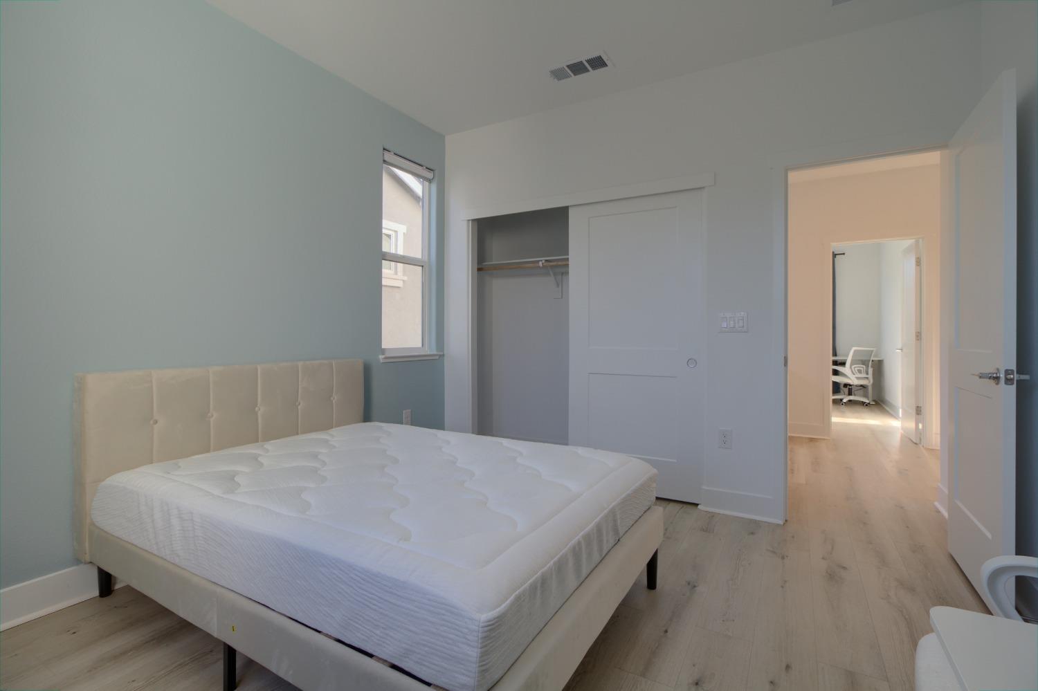 Detail Gallery Image 37 of 60 For 2183 Grady Cir, Woodland,  CA 95776 - 4 Beds | 2/1 Baths