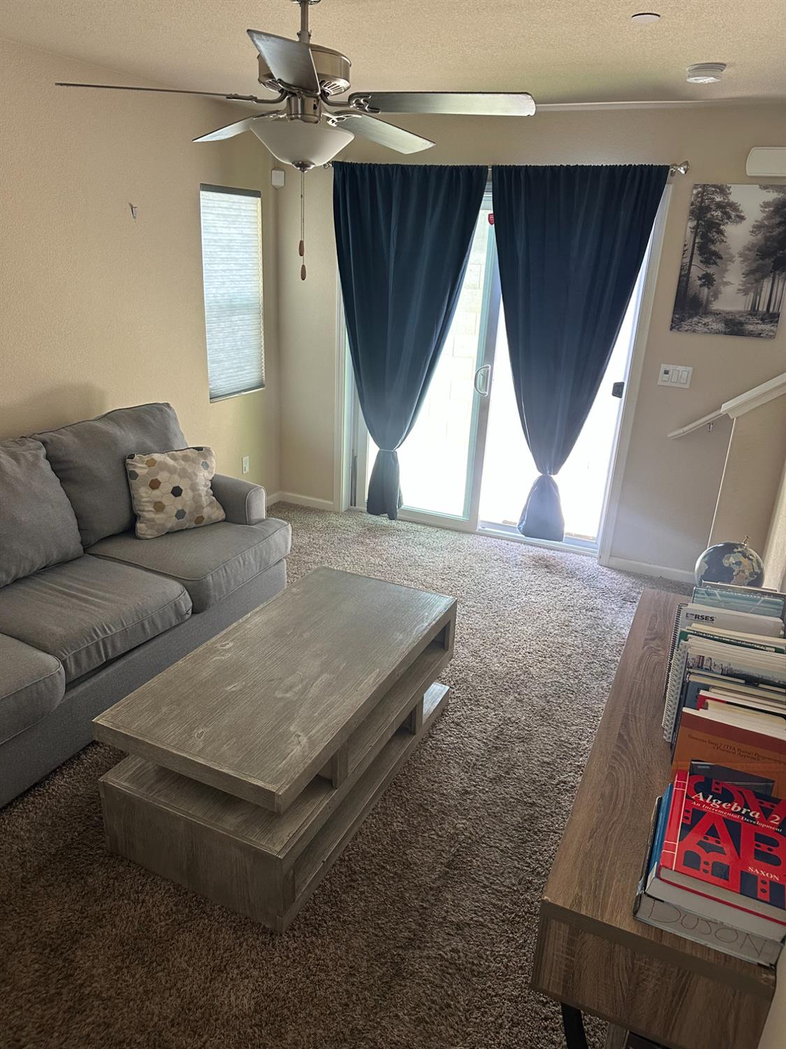 Detail Gallery Image 5 of 15 For 710 Ashwick Loop, Sacramento,  CA 95823 - 3 Beds | 1/1 Baths