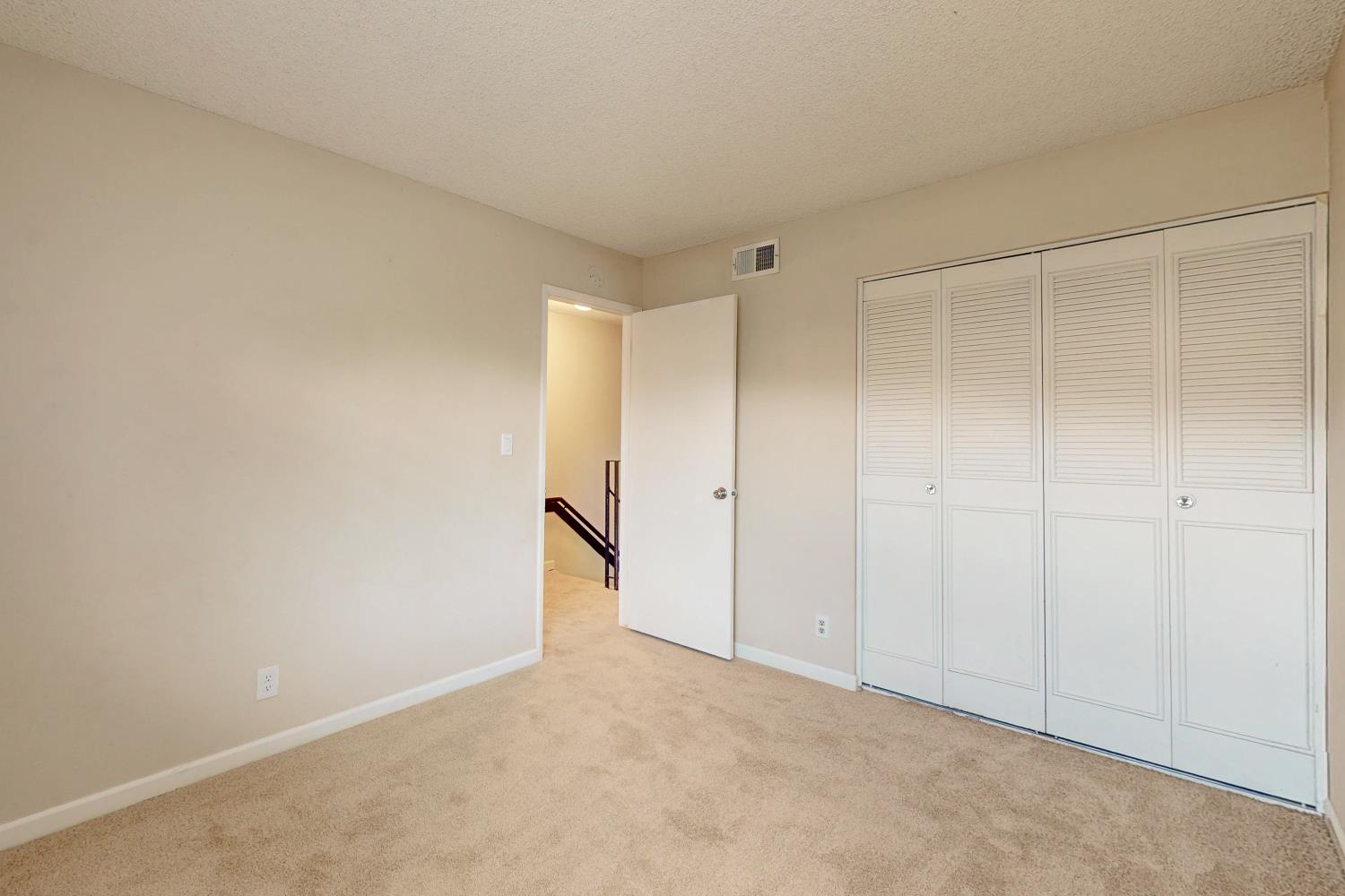 Photo #9: 225064709 Listing: Photo #9