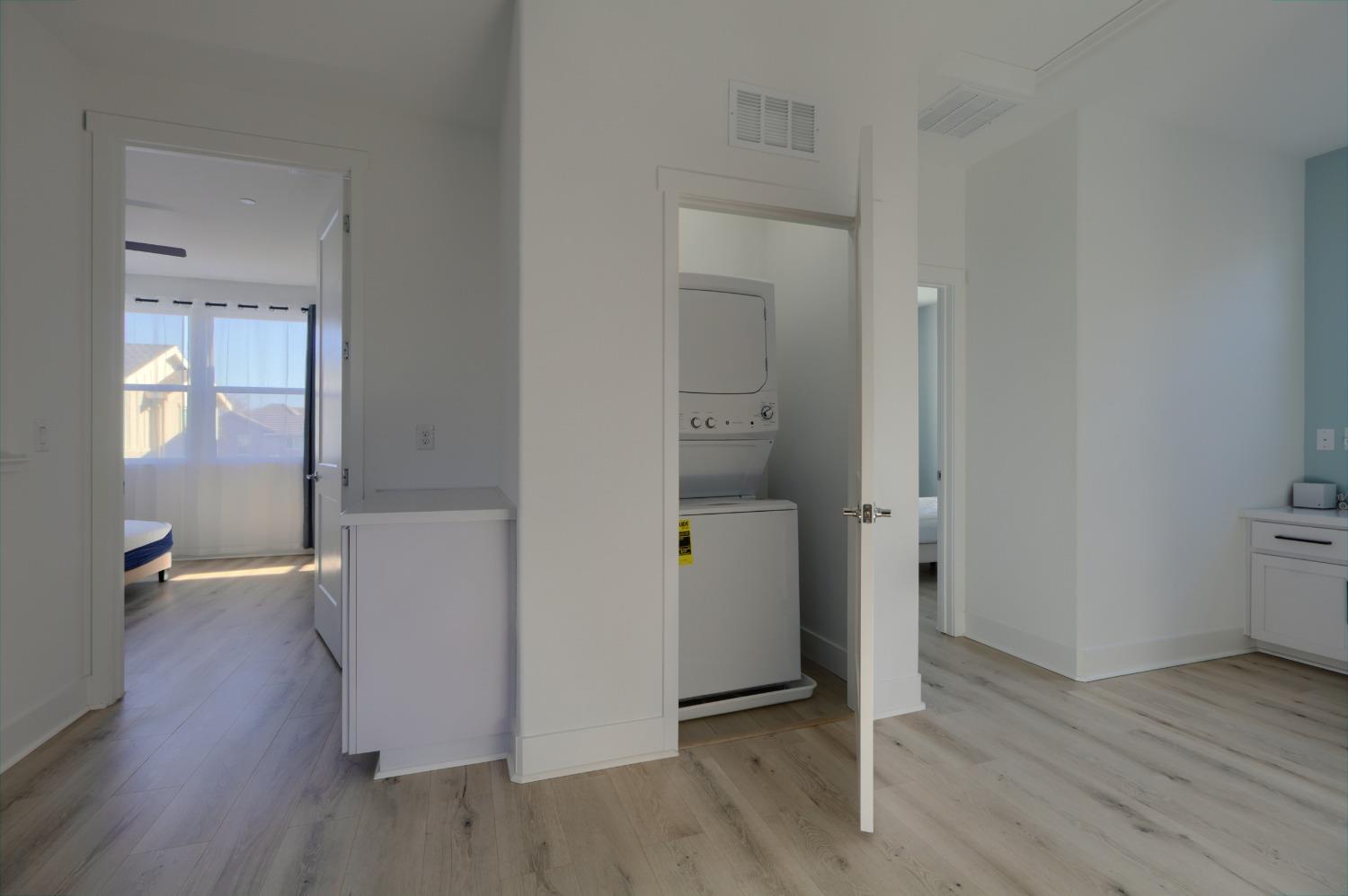 Detail Gallery Image 27 of 60 For 2183 Grady Cir, Woodland,  CA 95776 - 4 Beds | 2/1 Baths
