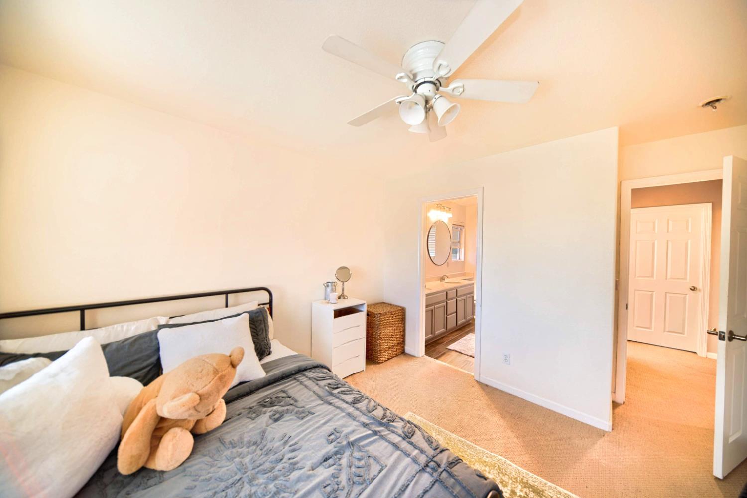 Detail Gallery Image 72 of 98 For 3227 Cathleen Ln, Tracy,  CA 95377 - 5 Beds | 3 Baths