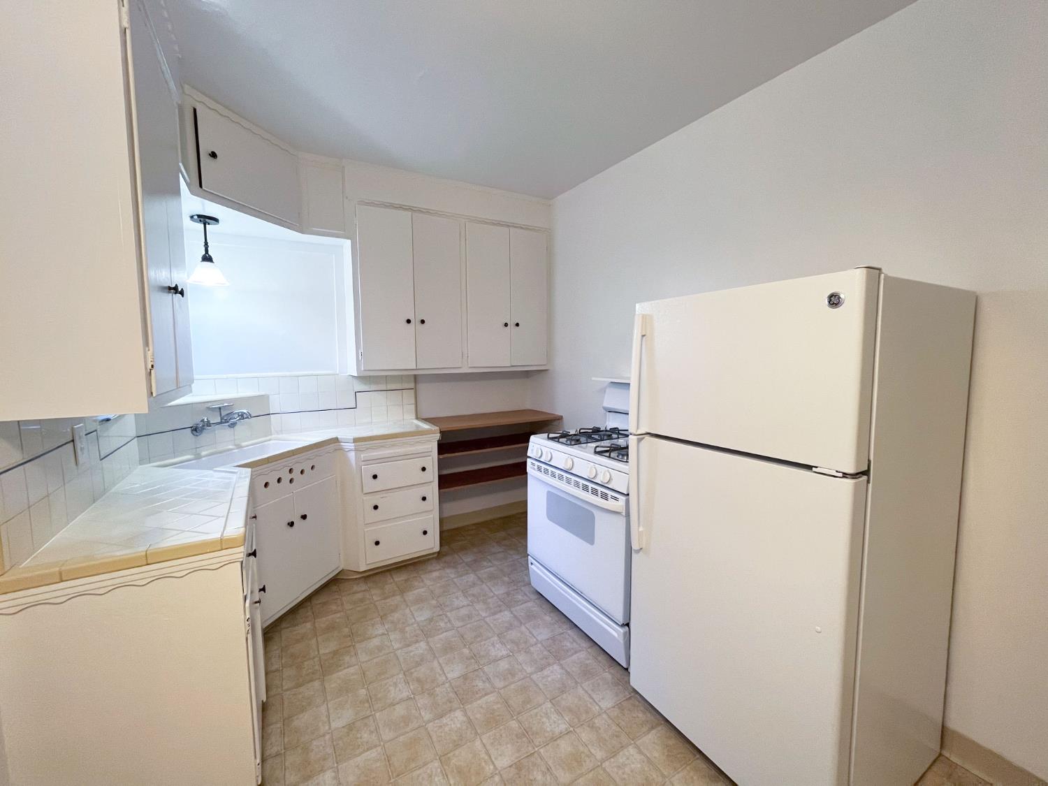 Detail Gallery Image 5 of 6 For 1209 U St, Sacramento,  CA 95818 - – Beds | – Baths