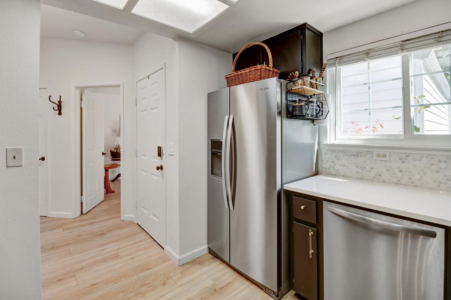 Photo #7: 225064866 Listing: Photo #7