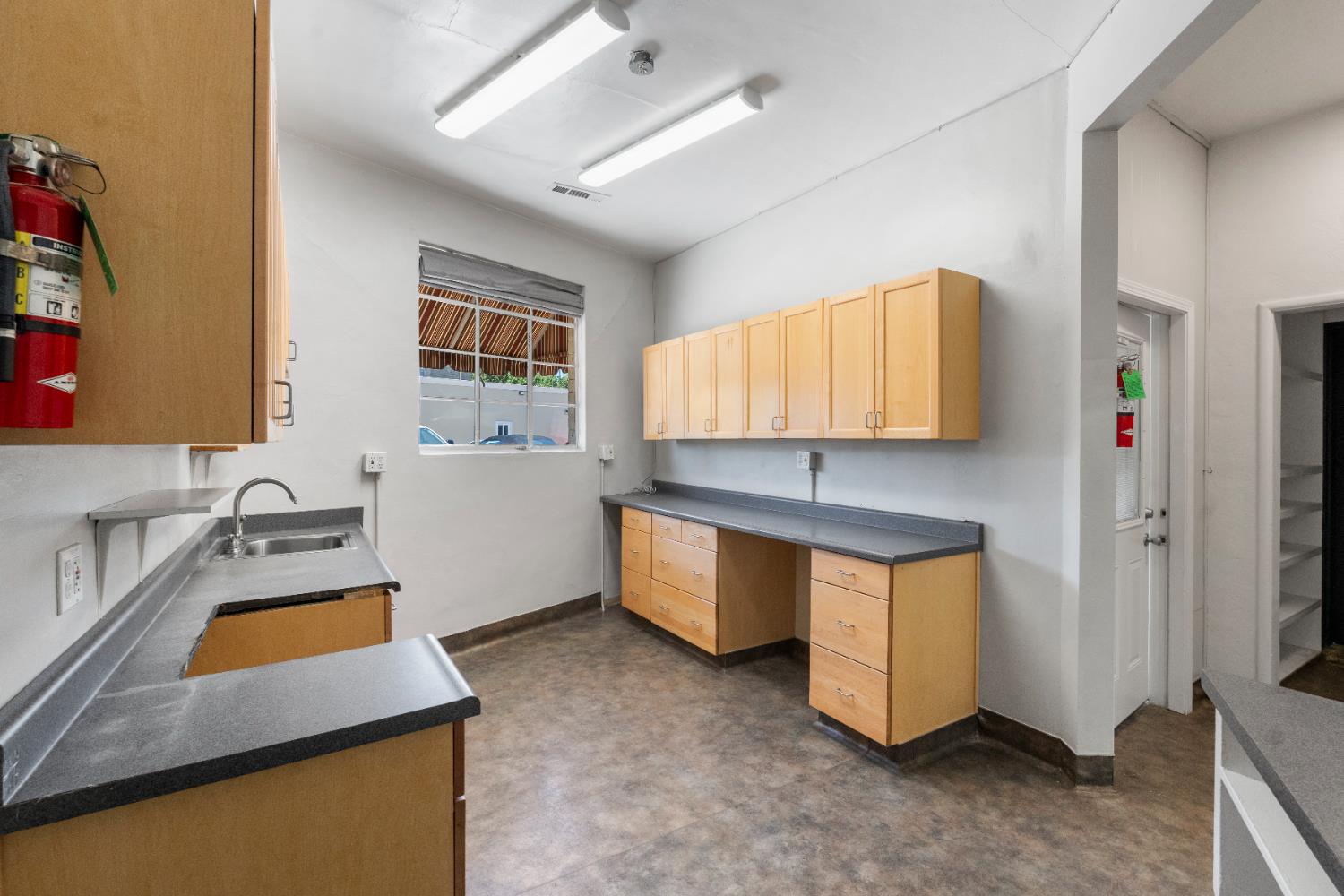 Detail Gallery Image 9 of 26 For 24 S 3rd St, Patterson,  CA 95363 - – Beds | – Baths