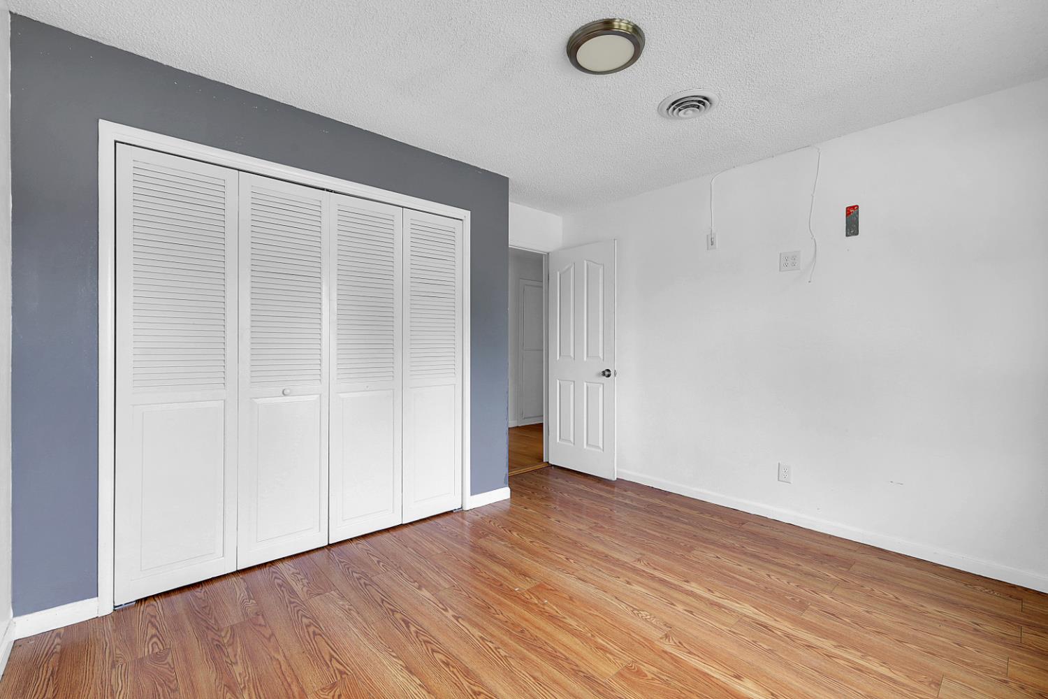 Detail Gallery Image 3 of 25 For 1440 Peach Tree Ln, Yuba City,  CA 95993 - 3 Beds | 2 Baths