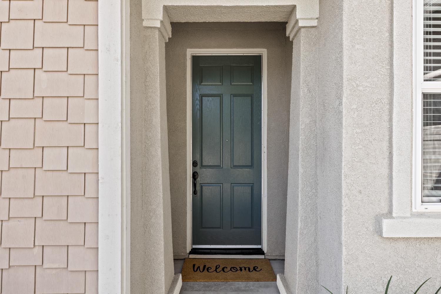 Detail Gallery Image 4 of 34 For 5425 Mossy Stone Way, Rancho Cordova,  CA 95742 - 3 Beds | 2 Baths