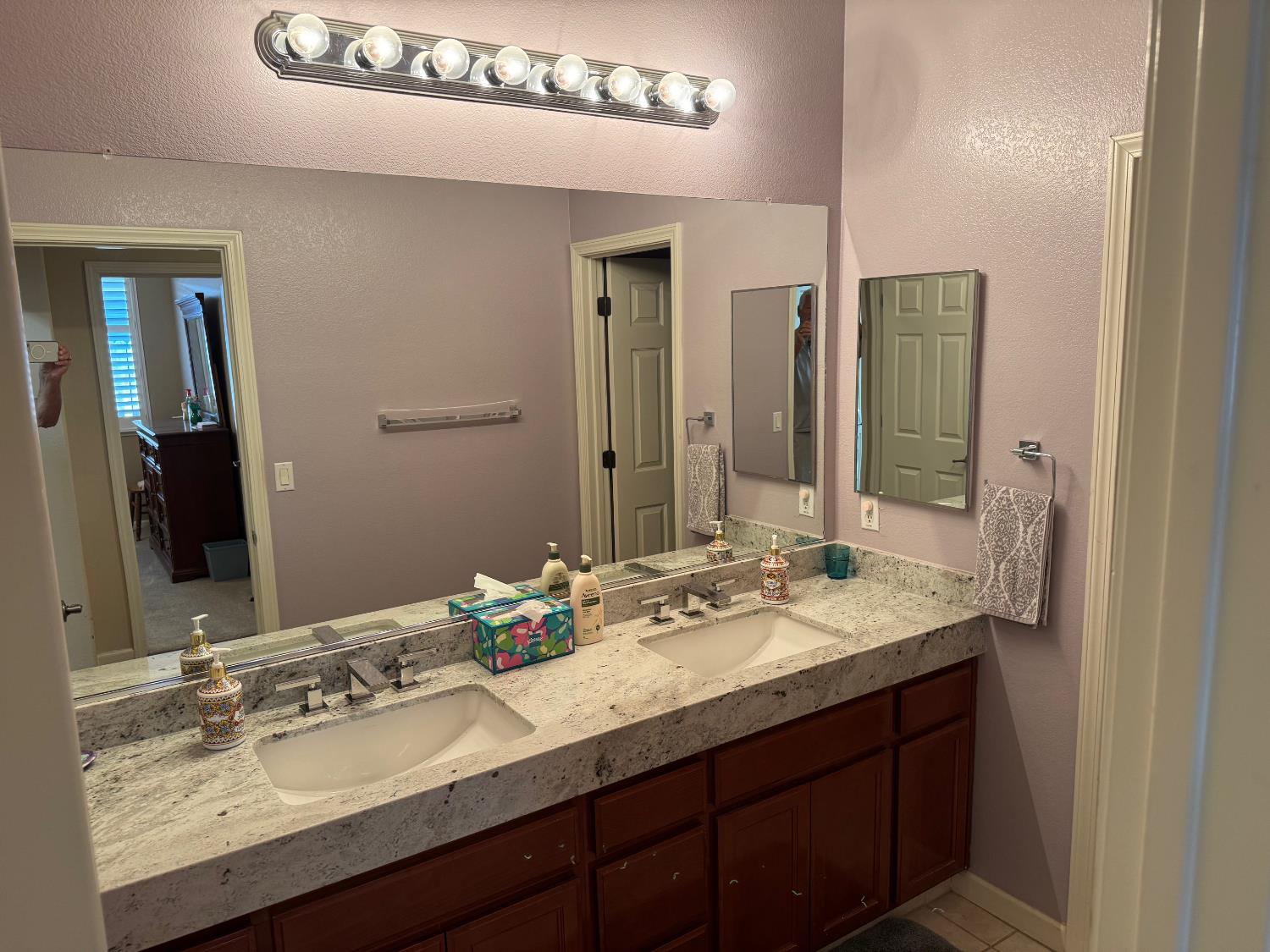 Detail Gallery Image 30 of 52 For 220 Shrike Cir, Sacramento,  CA 95834 - 4 Beds | 3 Baths