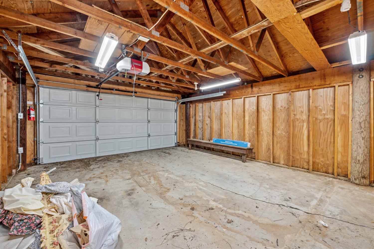 Detail Gallery Image 31 of 38 For 17836 Oriole Ct, Penn Valley,  CA 95946 - 2 Beds | 2 Baths
