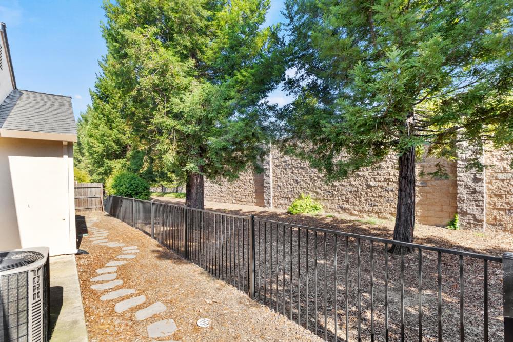 Detail Gallery Image 38 of 40 For 737 Young Ct, Galt,  CA 95632 - 2 Beds | 2 Baths