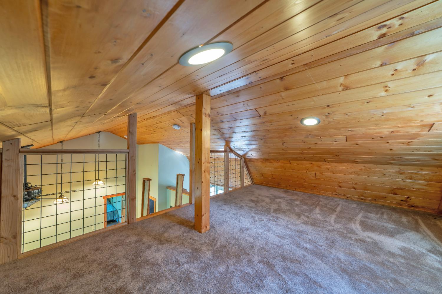 Detail Gallery Image 16 of 67 For 10870 Riverton Ln, Pollock Pines,  CA 95726 - 4 Beds | 2 Baths