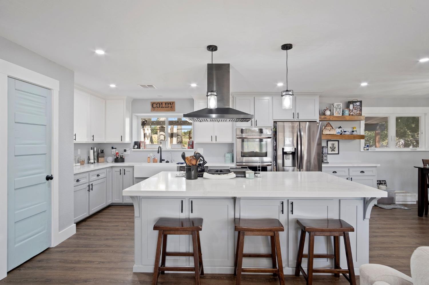 Detail Gallery Image 11 of 33 For 16302 Morrison Rd, Oakdale,  CA 95361 - 3 Beds | 2 Baths