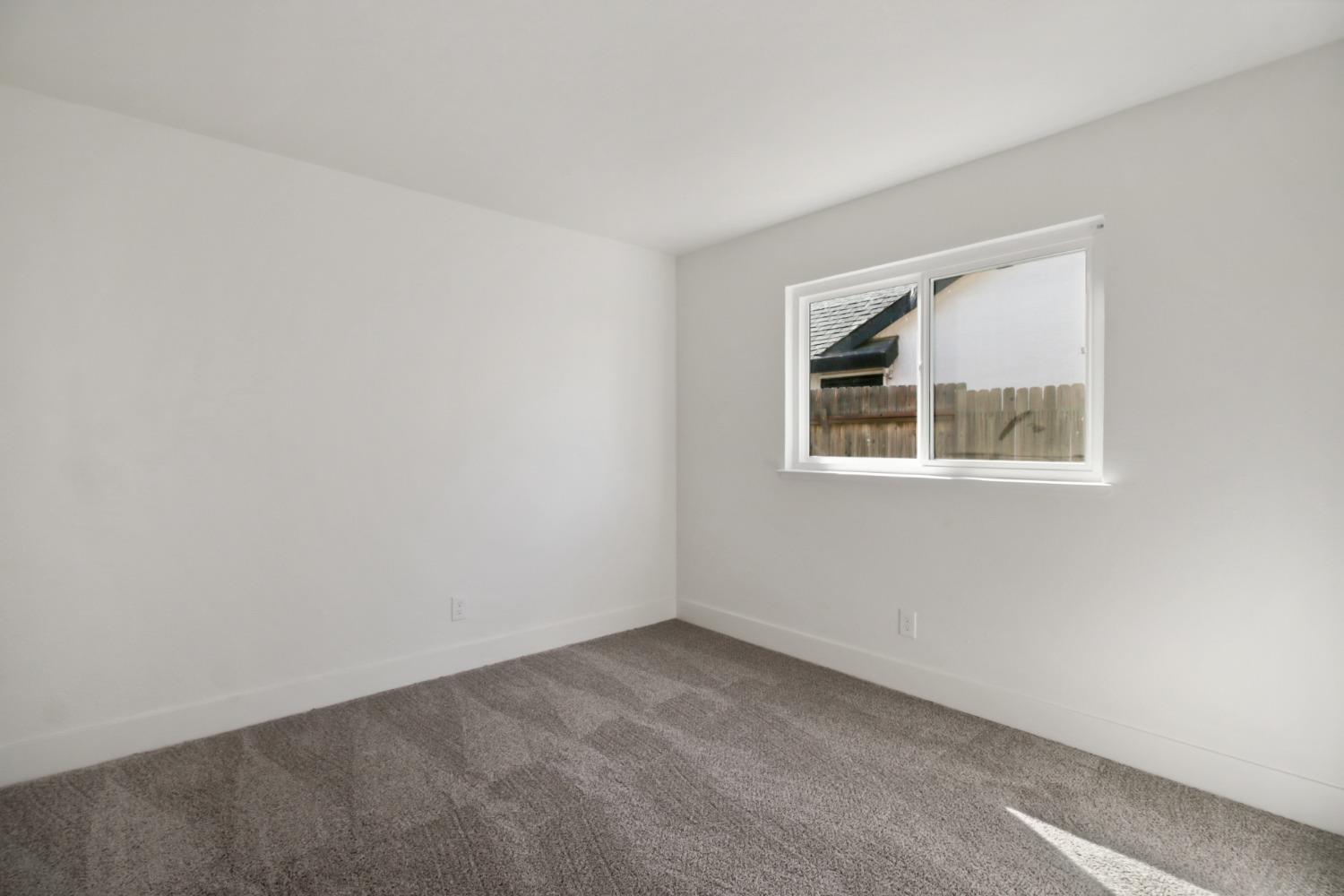 Detail Gallery Image 26 of 38 For 8237 Auberry Dr, Sacramento,  CA 95828 - 3 Beds | 2 Baths