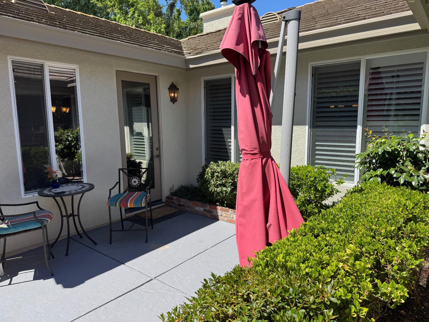Detail Gallery Image 40 of 52 For 220 Shrike Cir, Sacramento,  CA 95834 - 4 Beds | 3 Baths