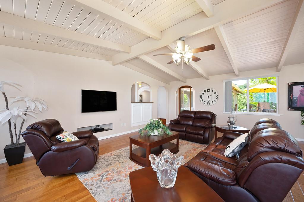 Detail Gallery Image 24 of 93 For 3561 Ahwahnee Way, Cool,  CA 95614 - 4 Beds | 3 Baths