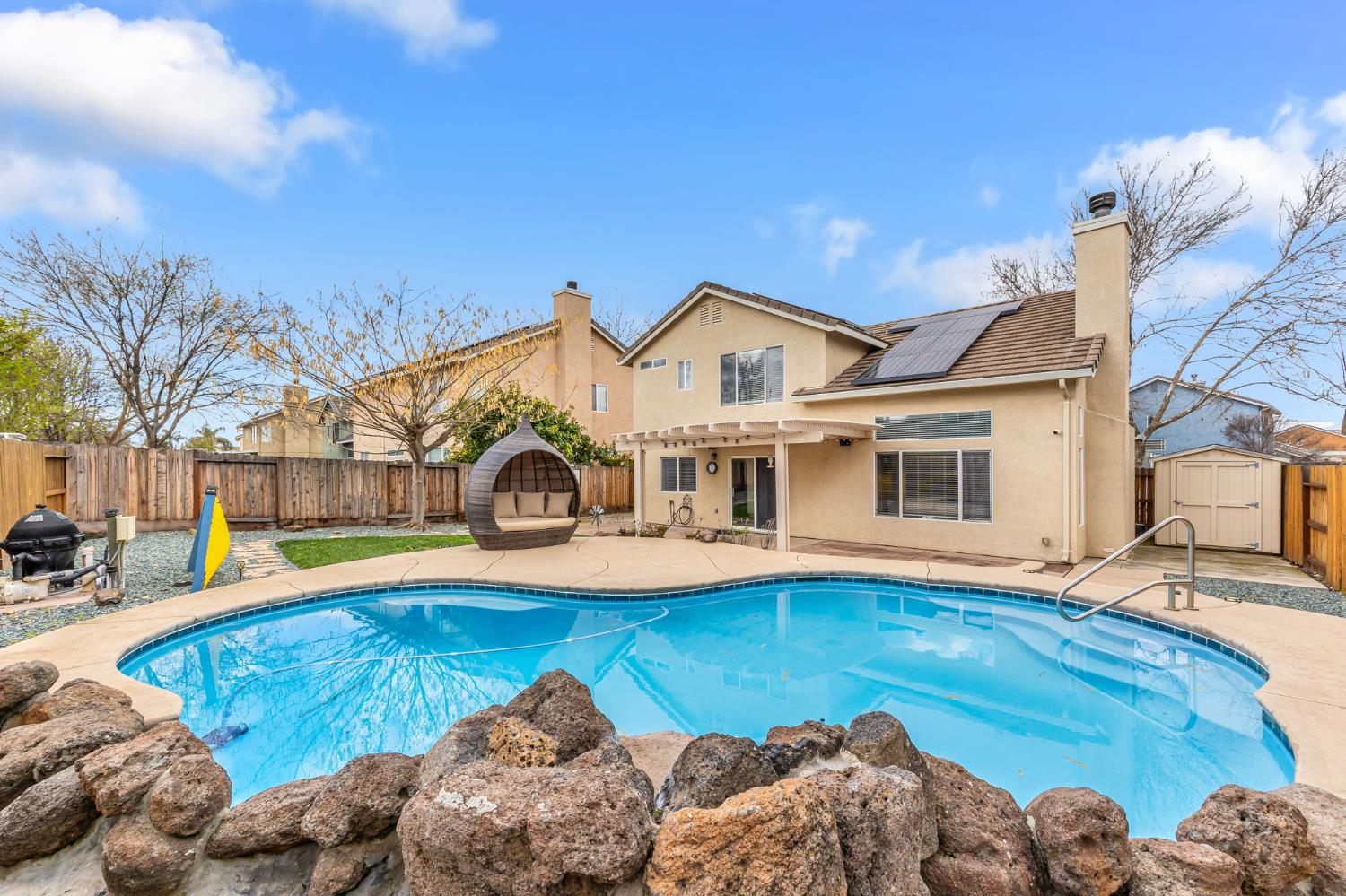 Detail Gallery Image 39 of 45 For 2111 Bridle Creek Cir, Tracy,  CA 95377 - 3 Beds | 2/1 Baths