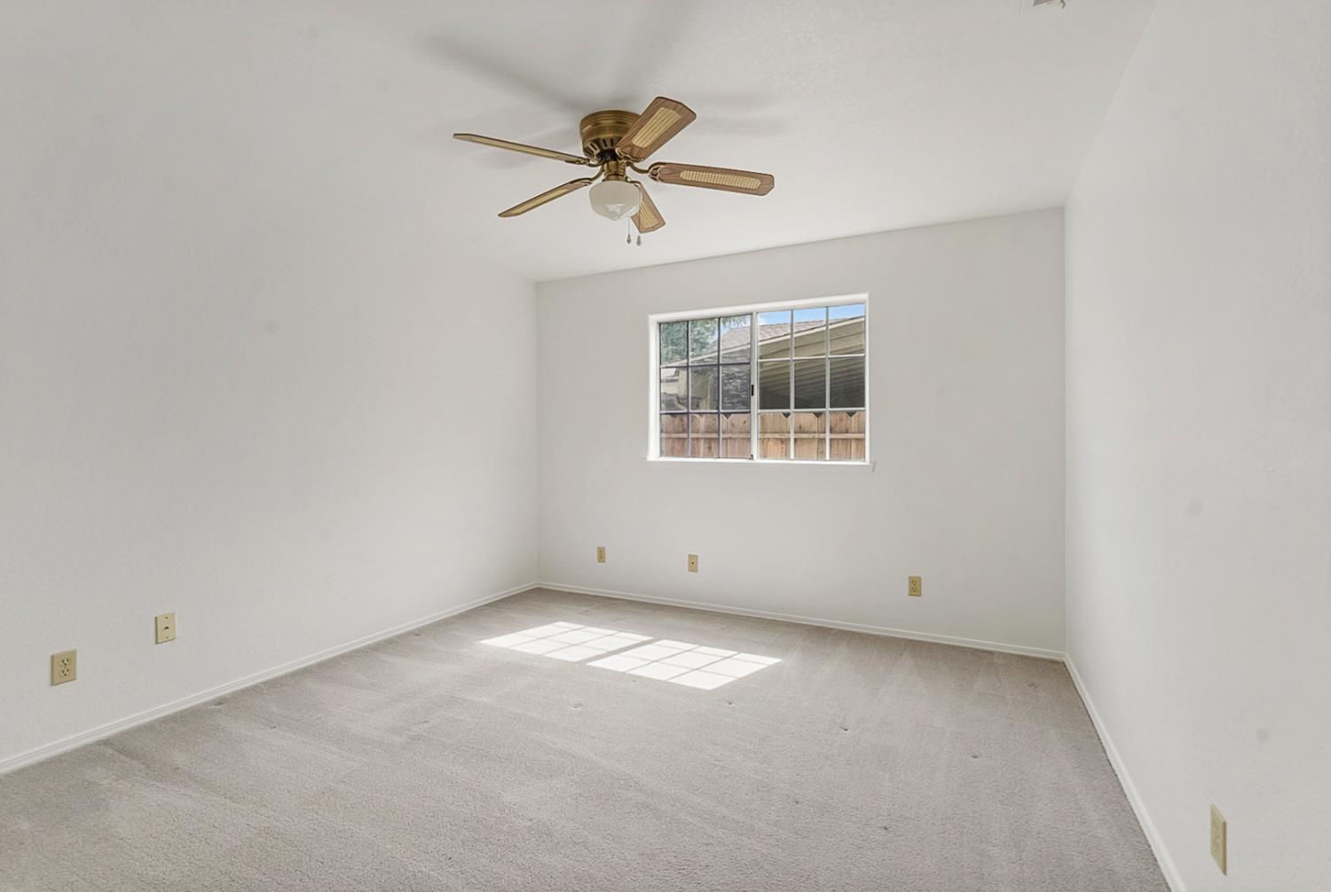 Detail Gallery Image 20 of 32 For 1011 Georgetown Ave, Turlock,  CA 95382 - 4 Beds | 2 Baths