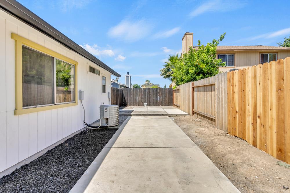 Detail Gallery Image 59 of 75 For 5984 Sawyer Cir, Sacramento,  CA 95823 - 3 Beds | 2 Baths