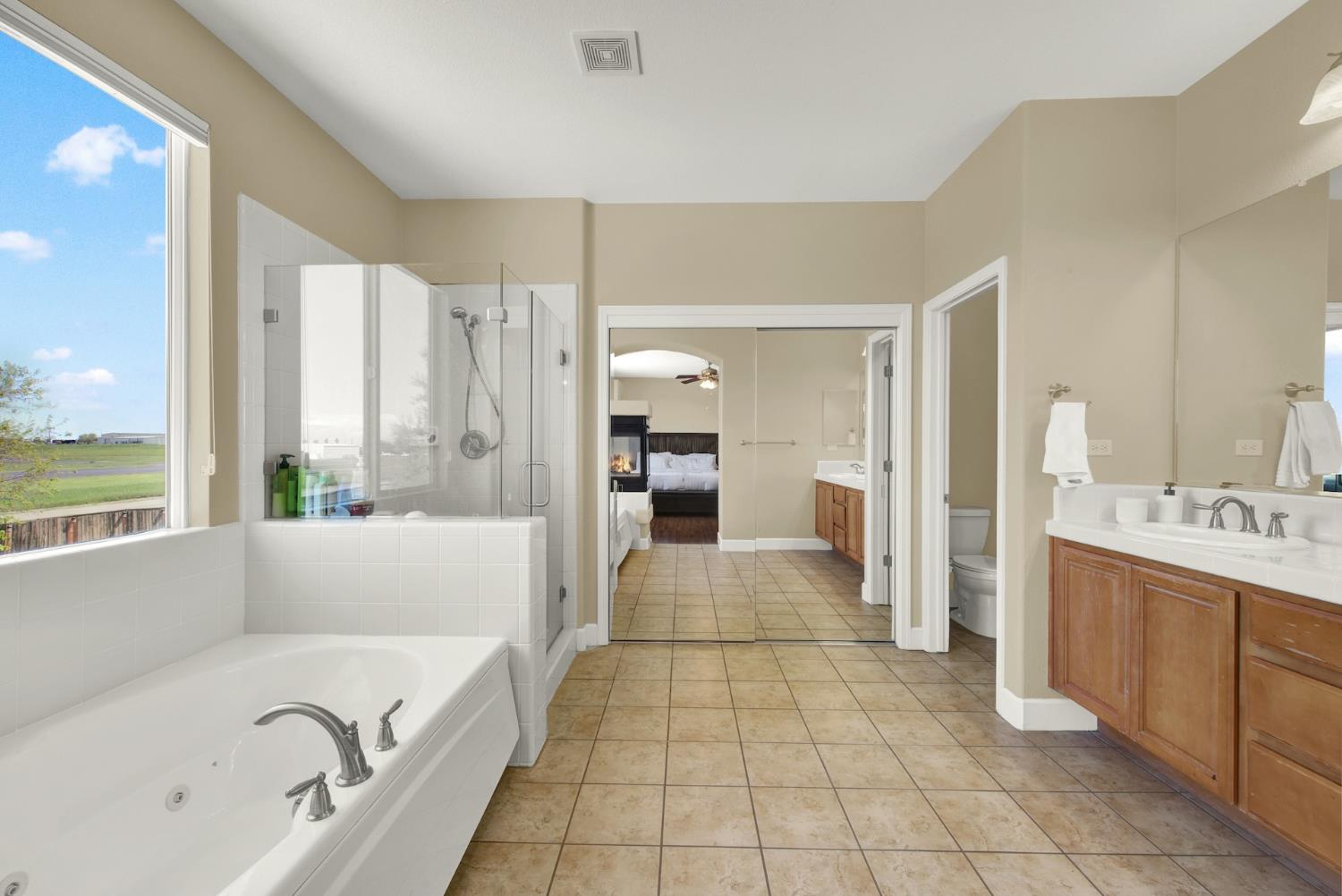 Mandarin Street, Woodland, California image 27