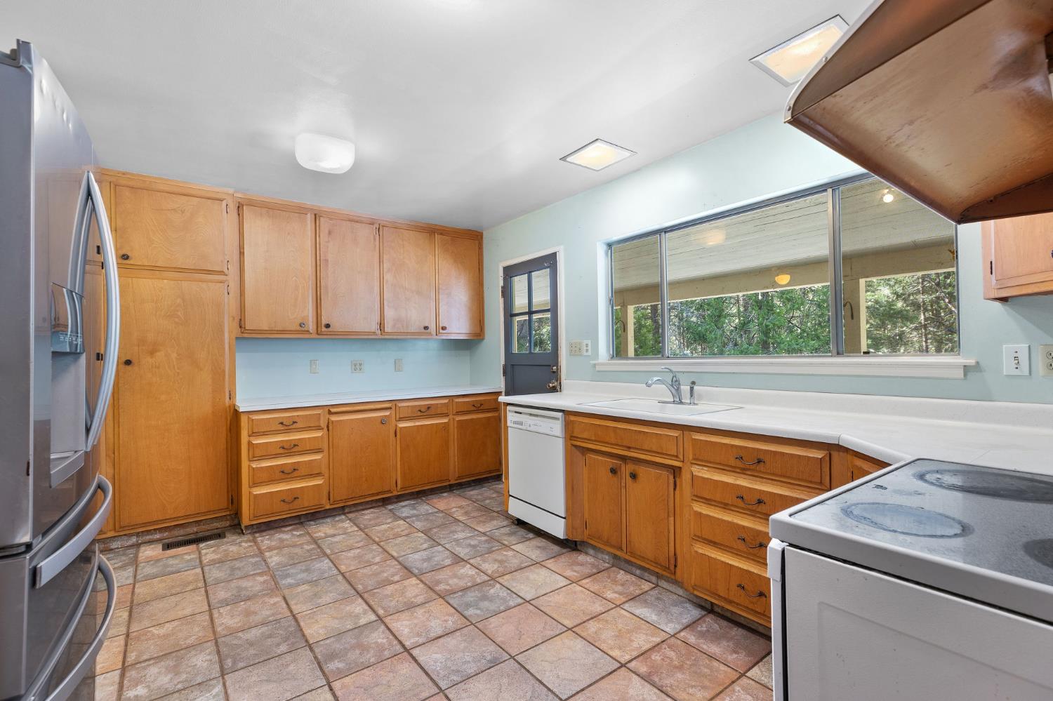 Detail Gallery Image 14 of 57 For Address Is Not Disclosed, Foresthill,  CA 95631 - 2 Beds | 3 Baths