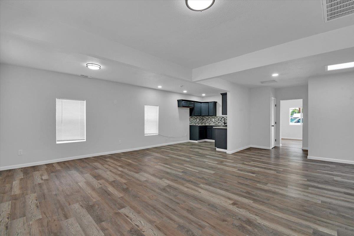 Detail Gallery Image 8 of 41 For 2575 a St, Oroville,  CA 95966 - 3 Beds | 1/2 Baths