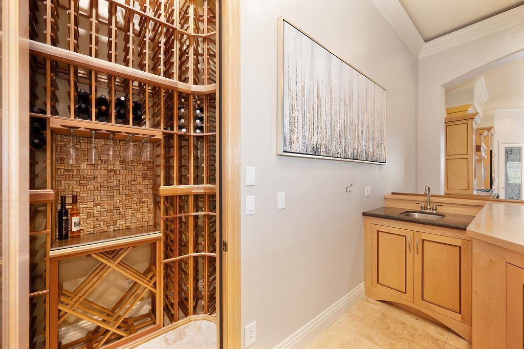 Detail Gallery Image 18 of 58 For 3711 Stone Temple Ct, Rocklin,  CA 95765 - 5 Beds | 4/1 Baths