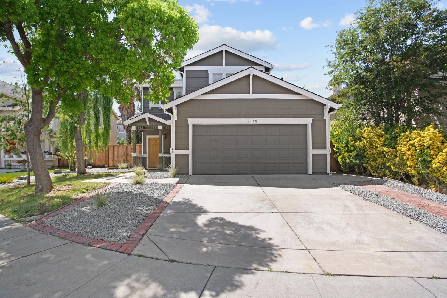 Detail Gallery Image 1 of 19 For 4135 Keepsake Ct, Tracy,  CA 95377 - 3 Beds | 2/1 Baths