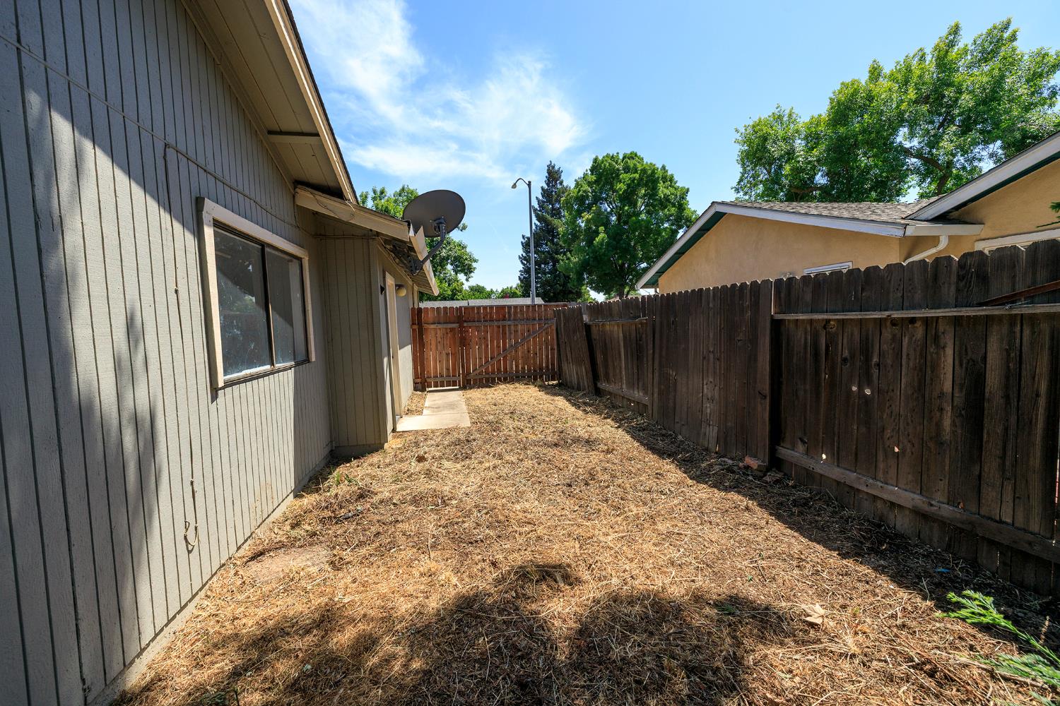 Detail Gallery Image 32 of 34 For 2609 Finlandia Ave, Modesto,  CA 95358 - 3 Beds | 2 Baths