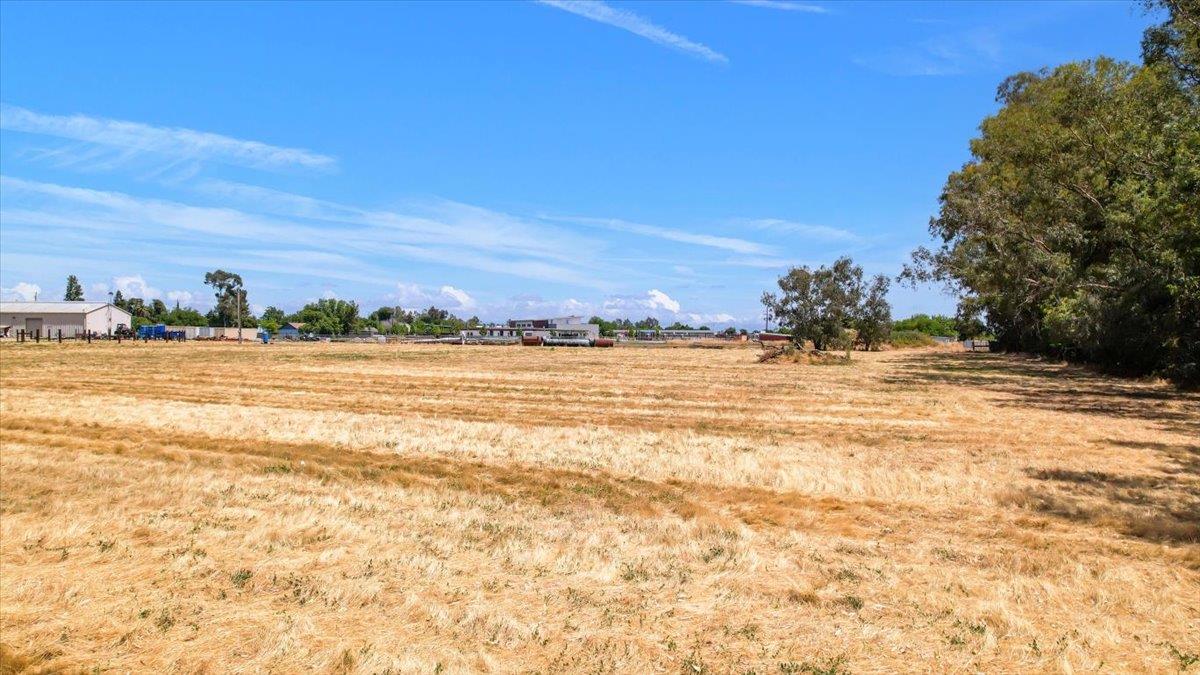 Detail Gallery Image 8 of 37 For 1596 Broadway St, Olivehurst,  CA 95961 - – Beds | – Baths
