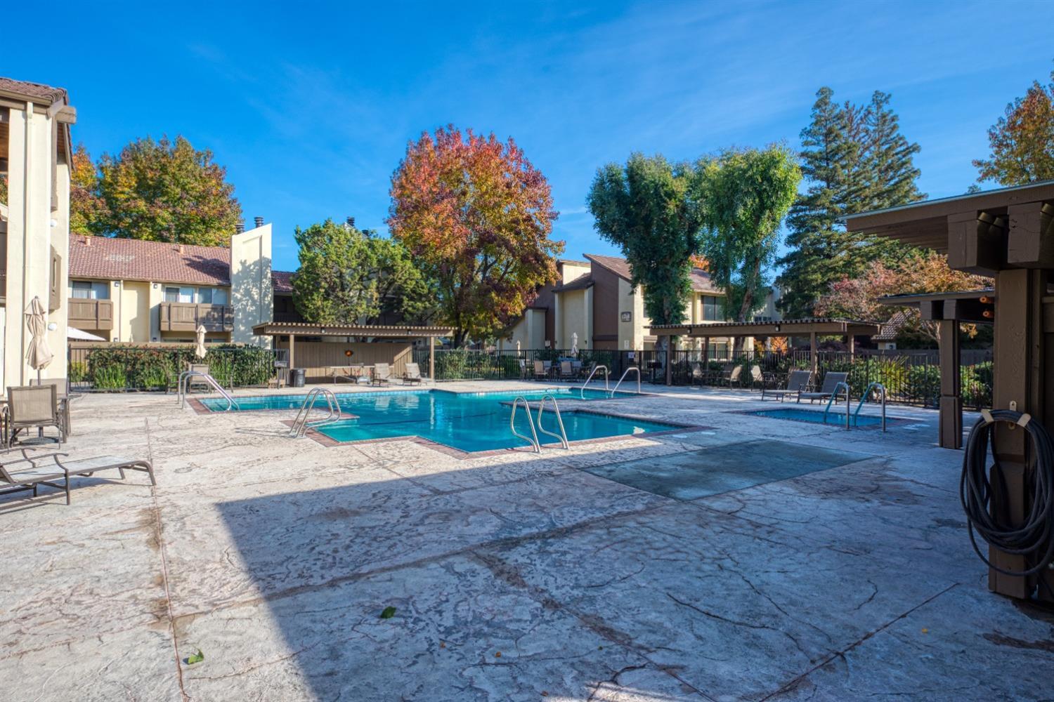 Detail Gallery Image 42 of 51 For 3701 Colonial Dr #156,  Modesto,  CA 95356 - 2 Beds | 1/1 Baths
