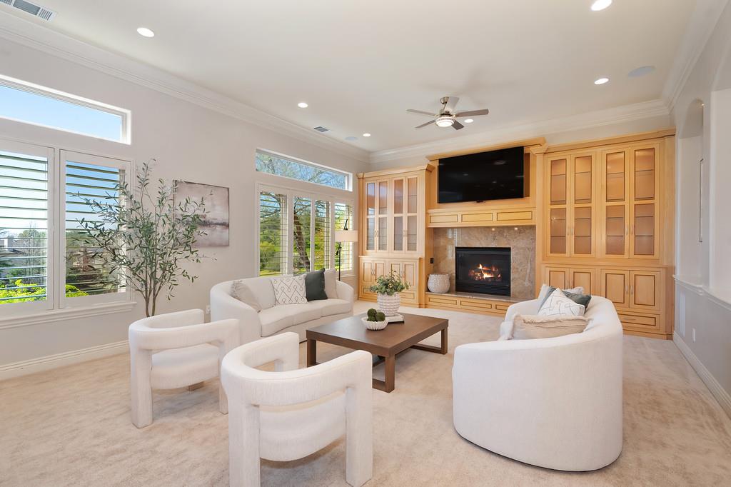 Detail Gallery Image 15 of 58 For 3711 Stone Temple Ct, Rocklin,  CA 95765 - 5 Beds | 4/1 Baths