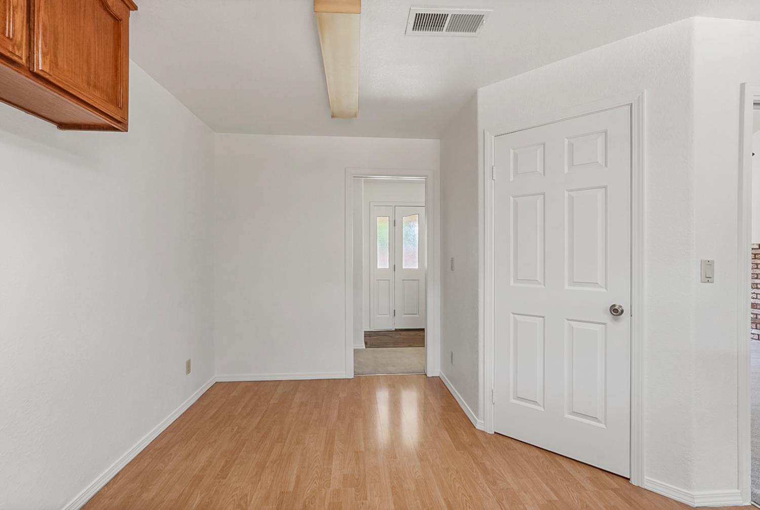 Detail Gallery Image 14 of 32 For 1011 Georgetown Ave, Turlock,  CA 95382 - 4 Beds | 2 Baths