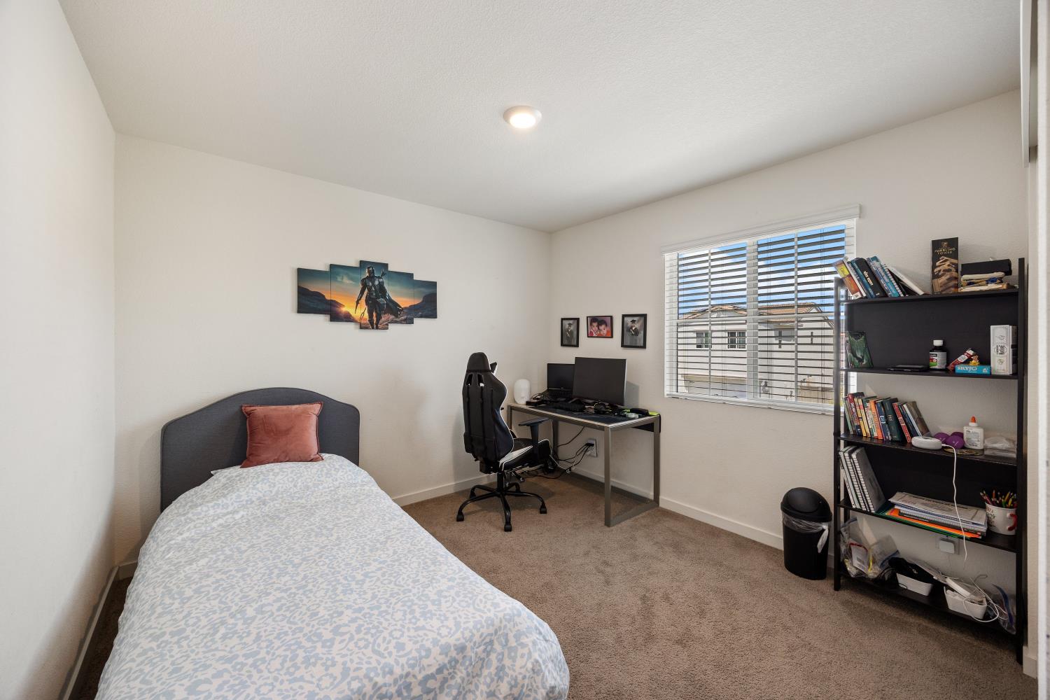 Detail Gallery Image 19 of 25 For 9017 Farmstead Cir, Roseville,  CA 95747 - 4 Beds | 2/1 Baths