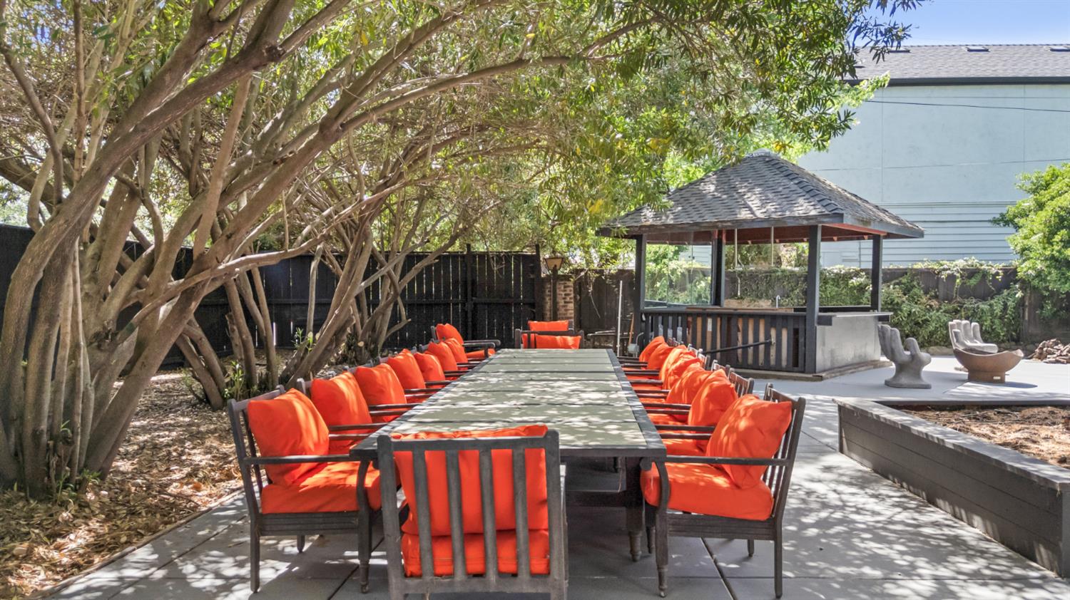 Detail Gallery Image 93 of 97 For 3221 Country Club Blvd, Stockton,  CA 95204 - 4 Beds | 3/1 Baths