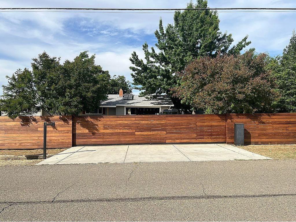Detail Gallery Image 1 of 10 For 12671 Shorthorn Rd, Wilton,  CA 95693 - 3 Beds | 2 Baths