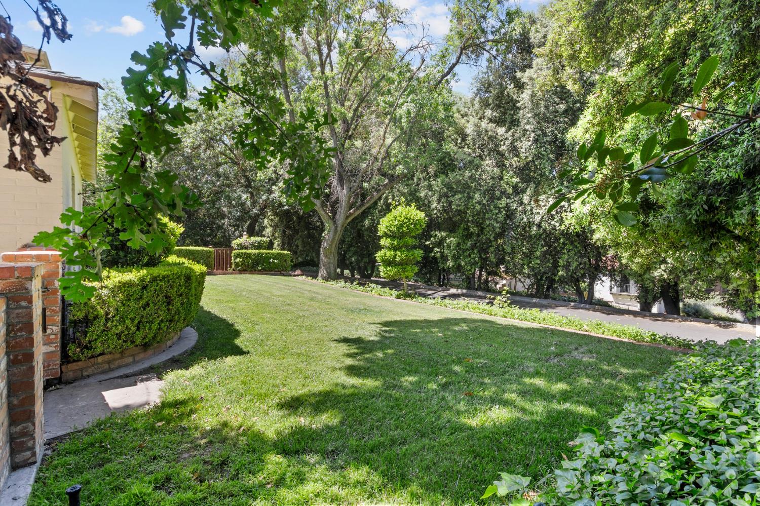 Detail Gallery Image 53 of 58 For 300 El Rio Ave, Modesto,  CA 95354 - 5 Beds | 3 Baths